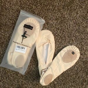 Women’s Ballet practice shoes